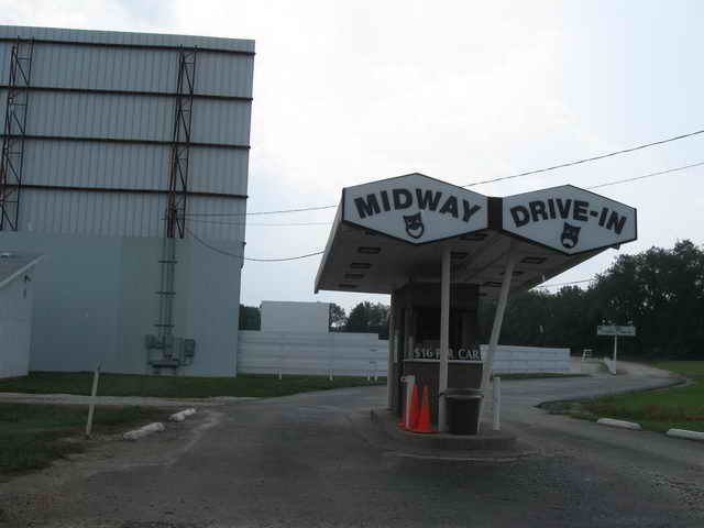 Midway Drive In Theater - 2010 Photo